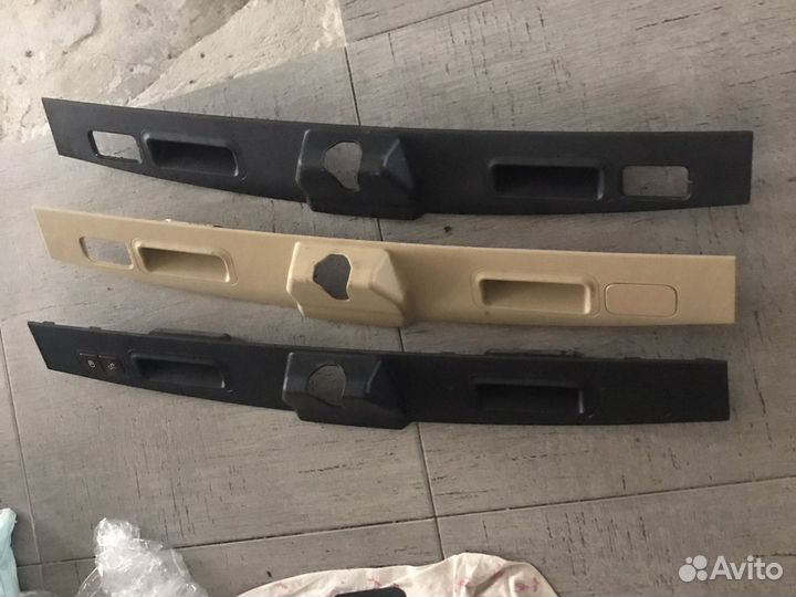 Накладка крышки багажника Мерседес мл 164