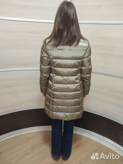 Зимний пуховик Madzerini