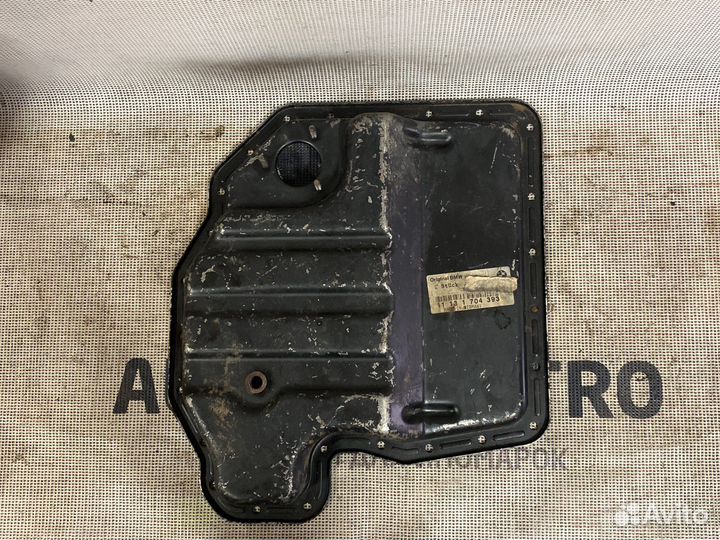 Масляный поддон BMW E38 11131704393