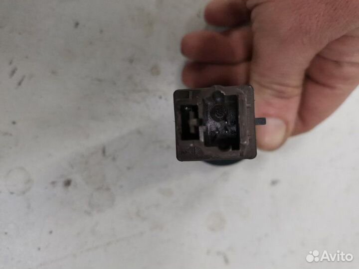 Выключатель подушки безопасности Nissan Tiida