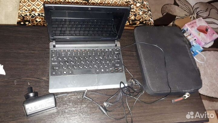 Продам нетбук