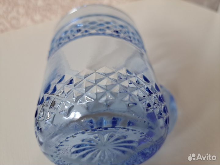 Чашка Новая из голубого стекла