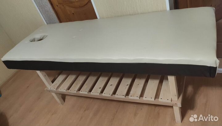 Массажный стол кушетка с вырезом