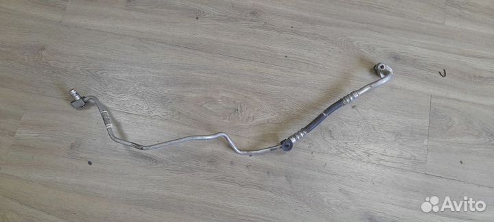 Трубка кондиционера Chrysler Voyager/Caravan 4