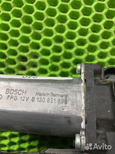 Моторчик стеклоподъемника Skoda Superb 1