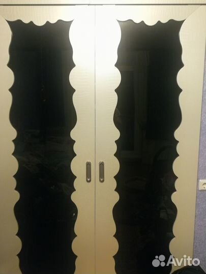 Межкомнатные двери купе