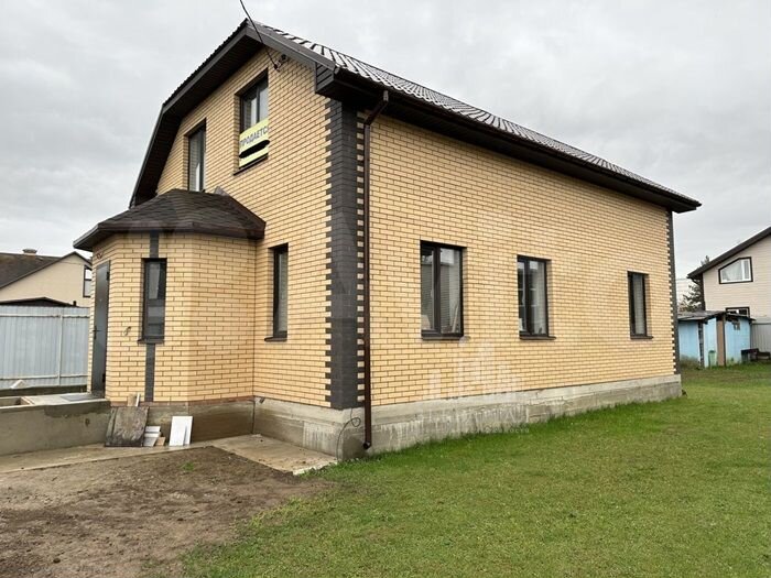 Коттедж 130 м² на участке 5 сот.