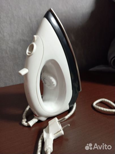 Утюг б/у