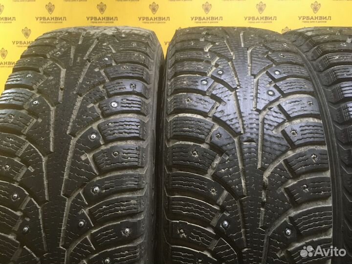 Nokian Tyres Hakkapeliitta 5 SUV 215/60 R17 100T