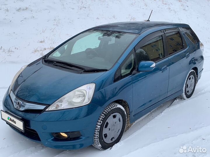 Honda Fit Shuttle 1.3 CVT, 2011, 161 000 км