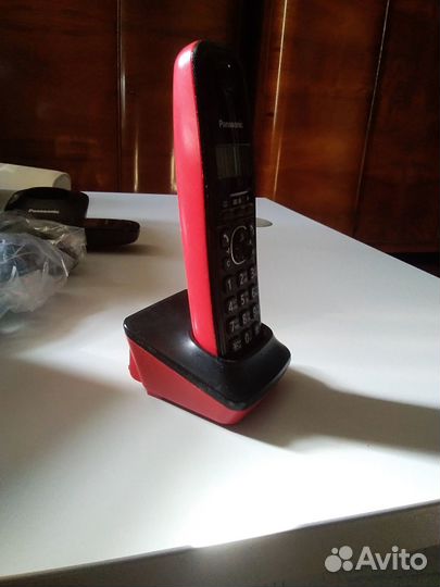 Цифровой беспроводной телефон Panasonic KX-TG1612
