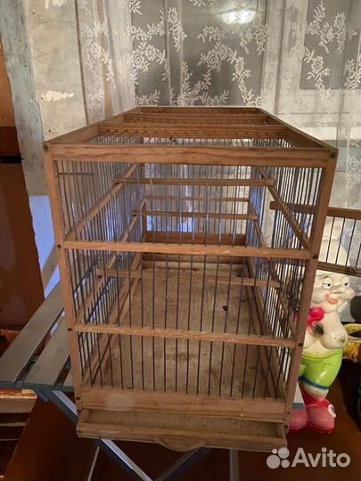 Большая клетка для птиц