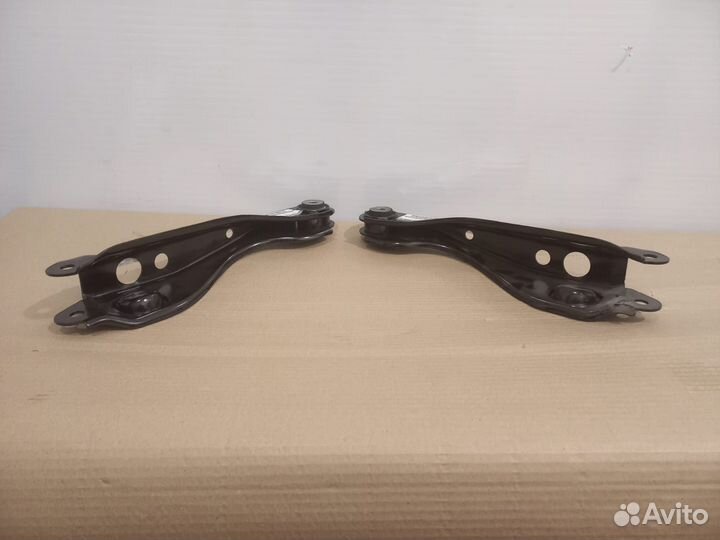 Рычаг задний под амортизатор на Infiniti Fx35 Fx45