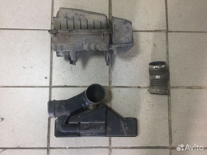 Корпус воздушного фильтра Ford Focus 1