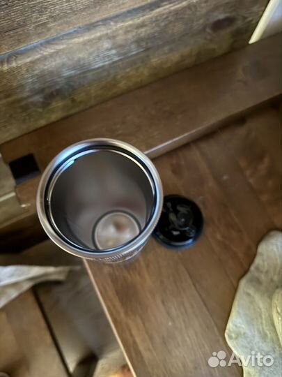 Термос новый