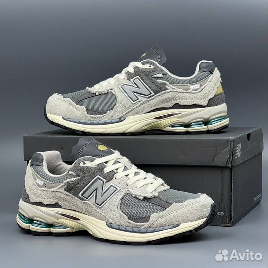 Кроссовки New Balance 2002R