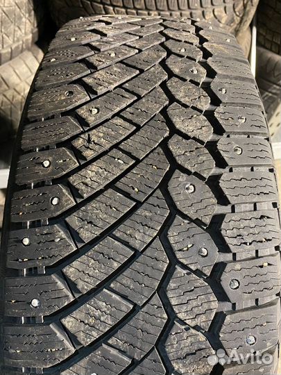 Continental ContiIceContact 4x4 235/55 R19 105T