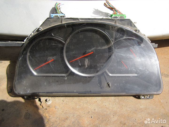 Панель приборов Suzuki Grand Vita 3411050J31