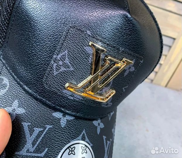 Кепка бейсболка Louis Vuitton чёрная