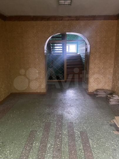 Здание, 1150 м²