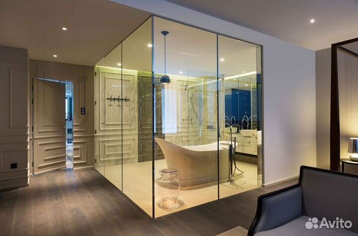 Стеклянная перегородка для офисов от производителя