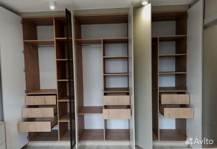 Шкаф на заказ модерн