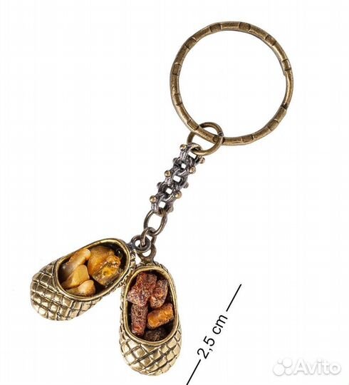 Брелок из янтаря 