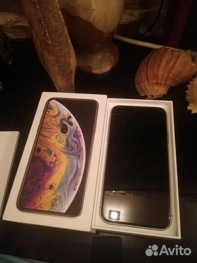 iPhone Xs, 64 ГБ