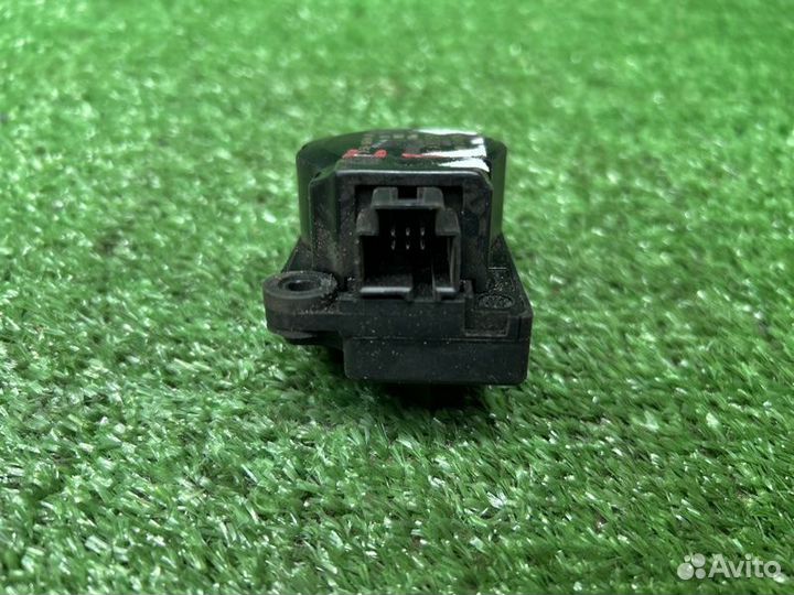 Моторчик заслонки печки Ford Focus 3