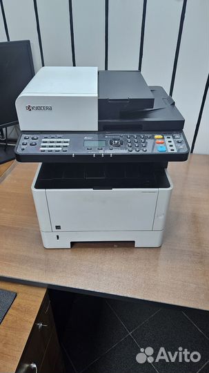 Продам мфу Kyocera M2040dn