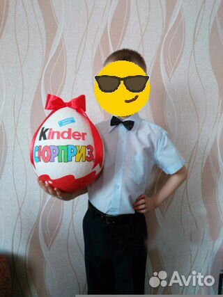 Большой киндер сюрприз