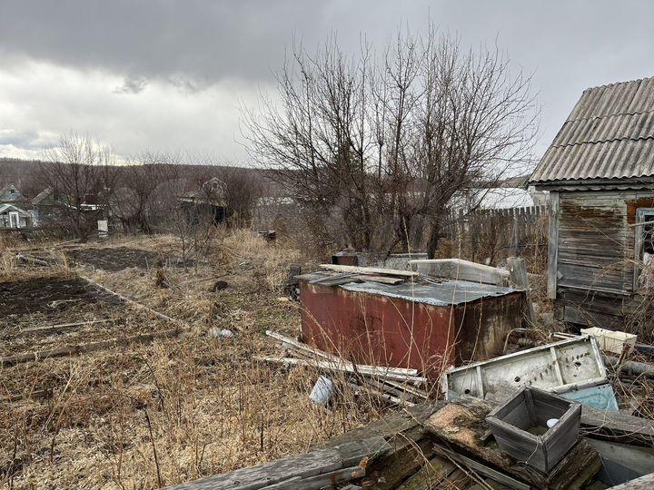 Дача 15 м² на участке 8 сот.