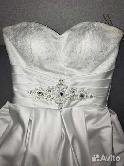 Платье свадебное