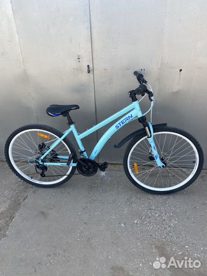 Дамский горный велосипед Stern Vega 2.0 Disc