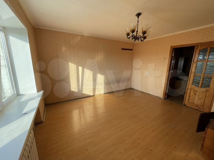 2-к. квартира, 50 м², 5/9 эт.