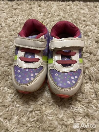 Кроссовки для девочки 22 размер