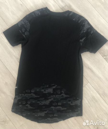 Футболка женская