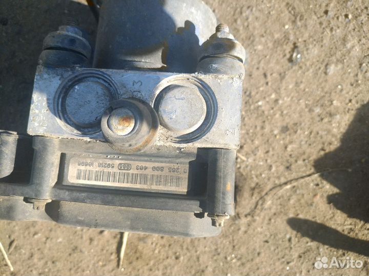 Блок ABS Mitsubishi Colt 1,3 механика 2006 г