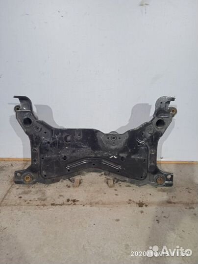 Подрамник передний Mazda 3 BK LF17 2006