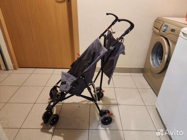 Прогулочная коляска трость