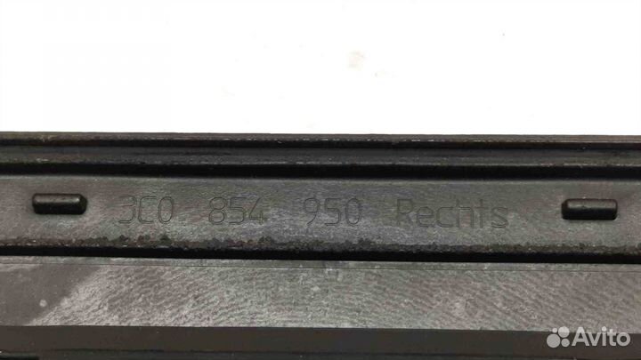 Молдинг задней правой двери Volkswagen Passat B6 2