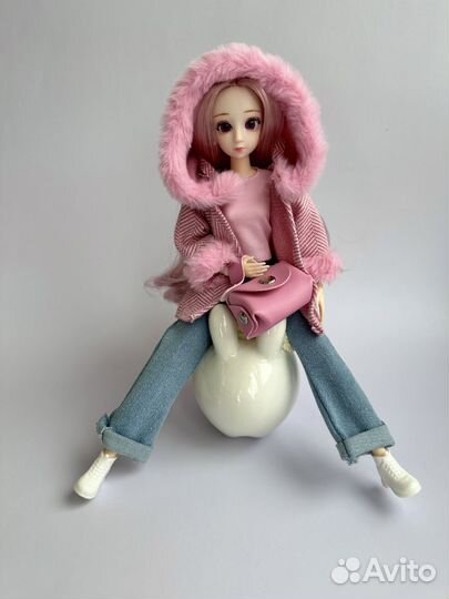 Кукла шарнирная аниме с розовыми волосами