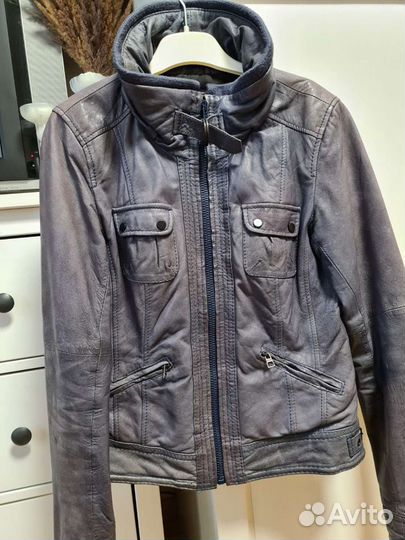 Кожаная куртка размер М