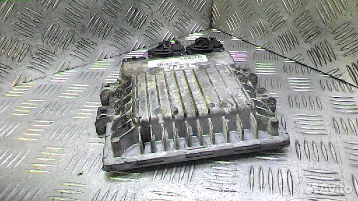 Блок управления двигателем Renault Megane