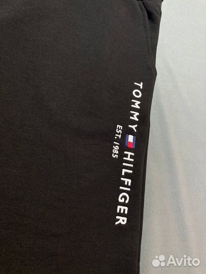 Шорты Tommy Hilfiger