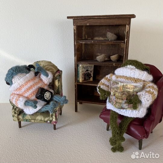 Вязаная лягушка