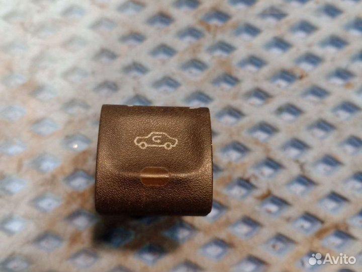 Кнопка внутренней циркуляции Opel Vectra B 1997