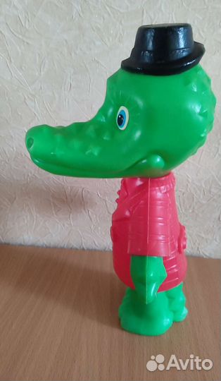 Игрушка крокодил Гена СССР