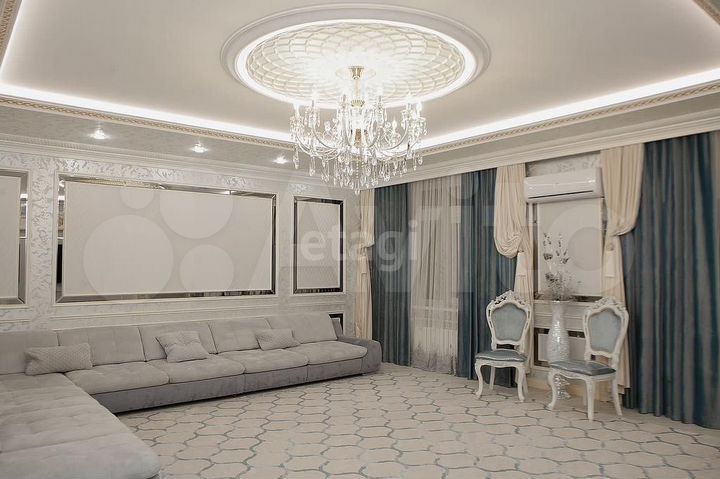 5-к. квартира, 210 м², 4/10 эт.