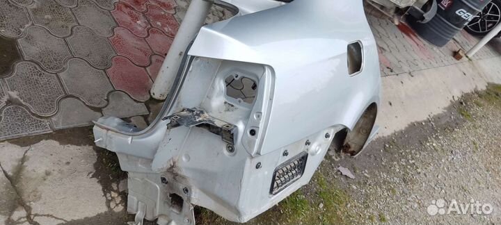 Крыло на Volkswagen Jetta 5